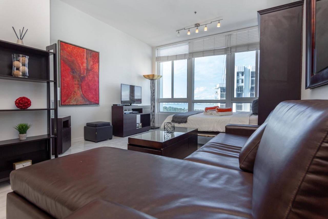 ميامي بيتش Girasole Suites المظهر الخارجي الصورة